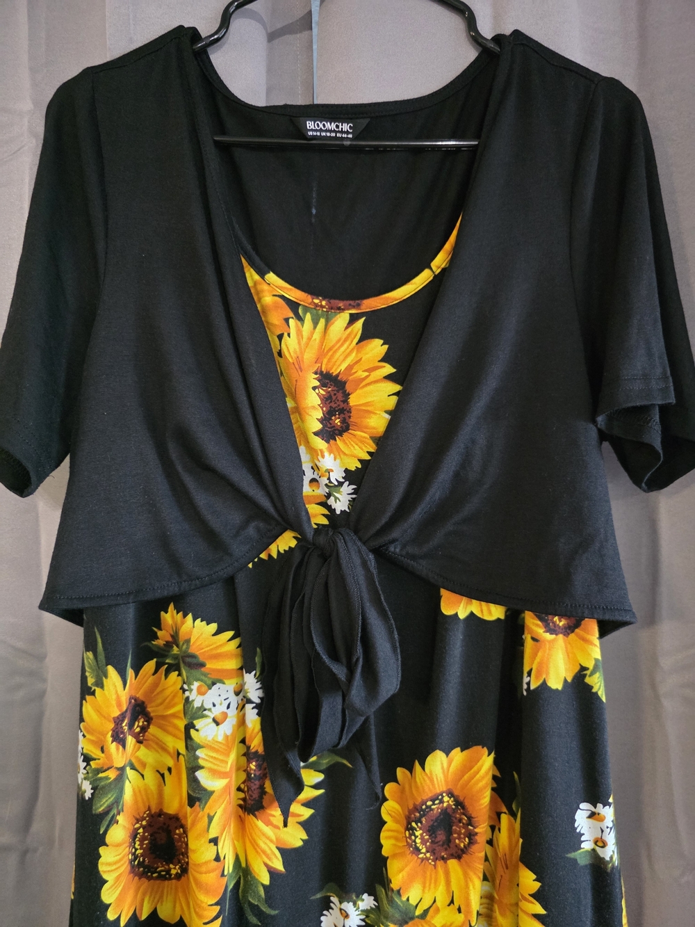 Black Sunflower Print Dress with Tie-Front Overlay Women's Size 14/16 - Picture 2 of 3